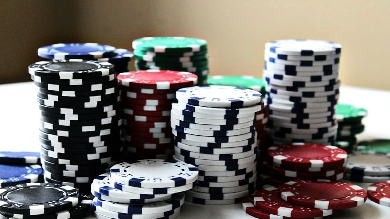 Chuyên gia chia sẻ：Làm thế nào để kiếm sống từ baccarat?