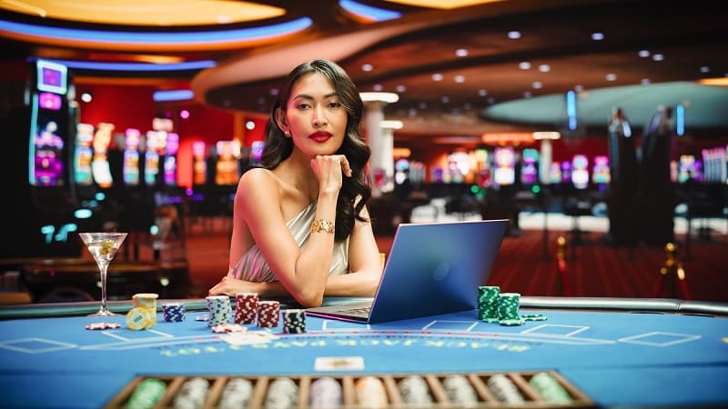 100% thuật ngữ Baccarat và danh từ riêng đều có ở đây